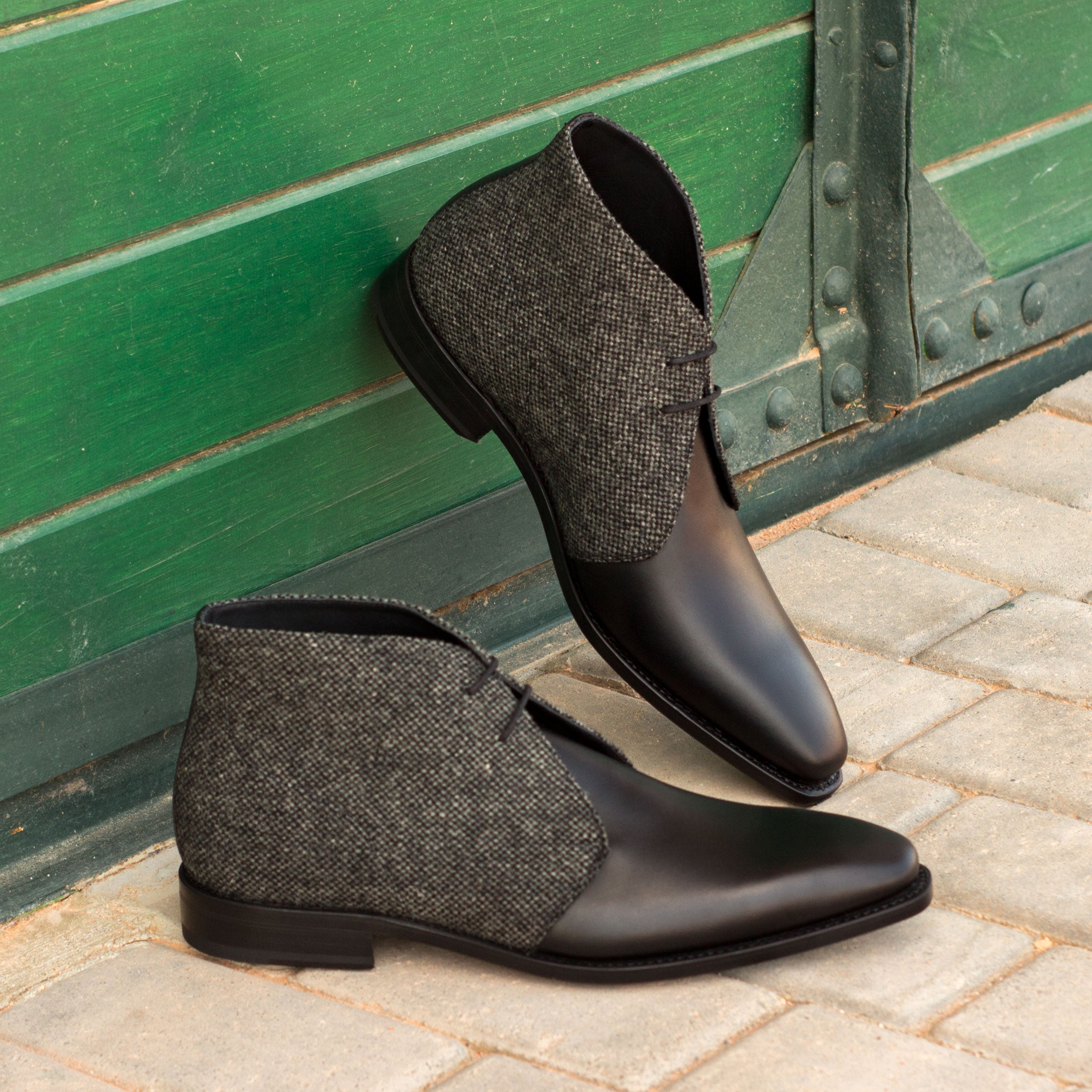 Valenci - leather chukka boots