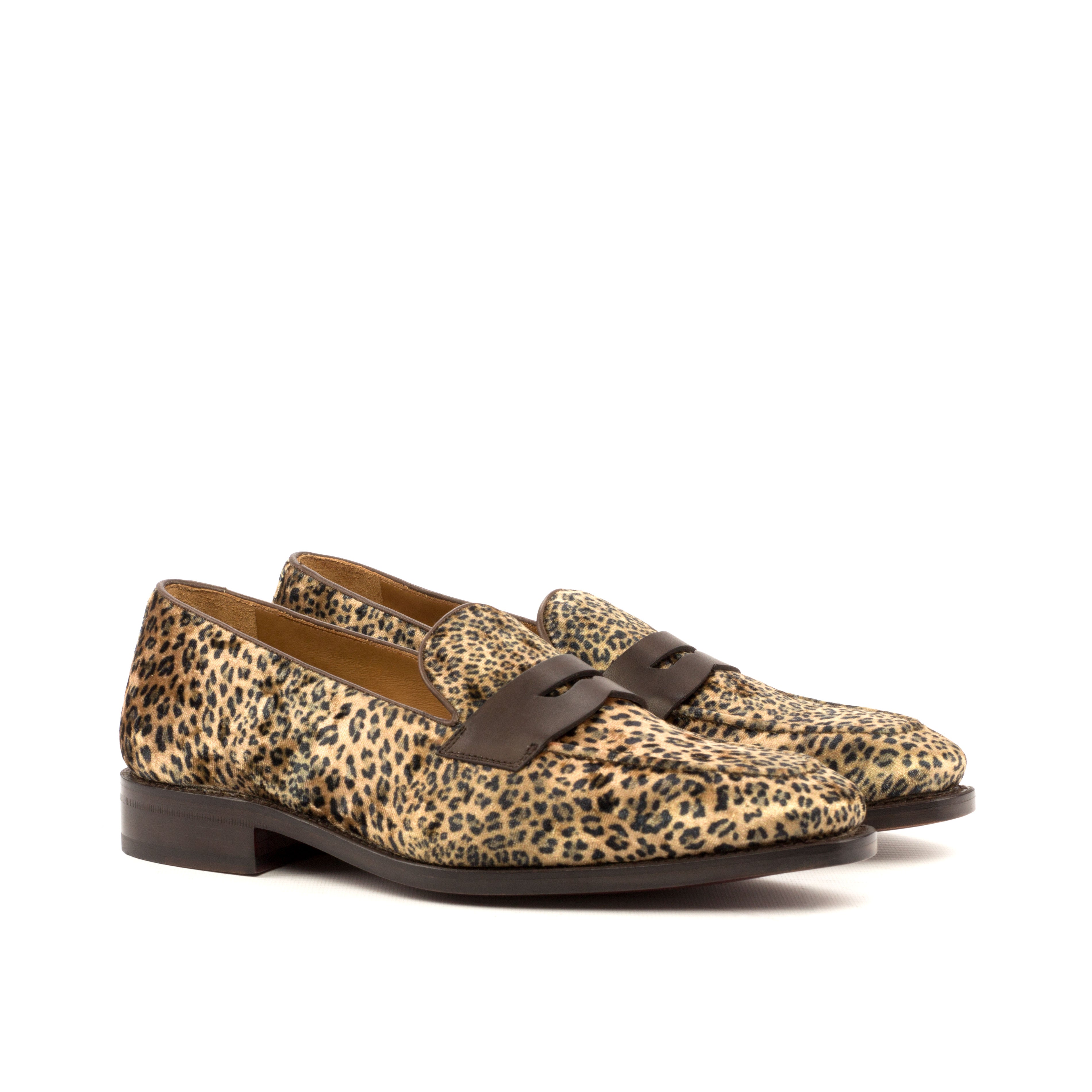 Erna - Men's leopard print loafers with elegant red bottoms soles