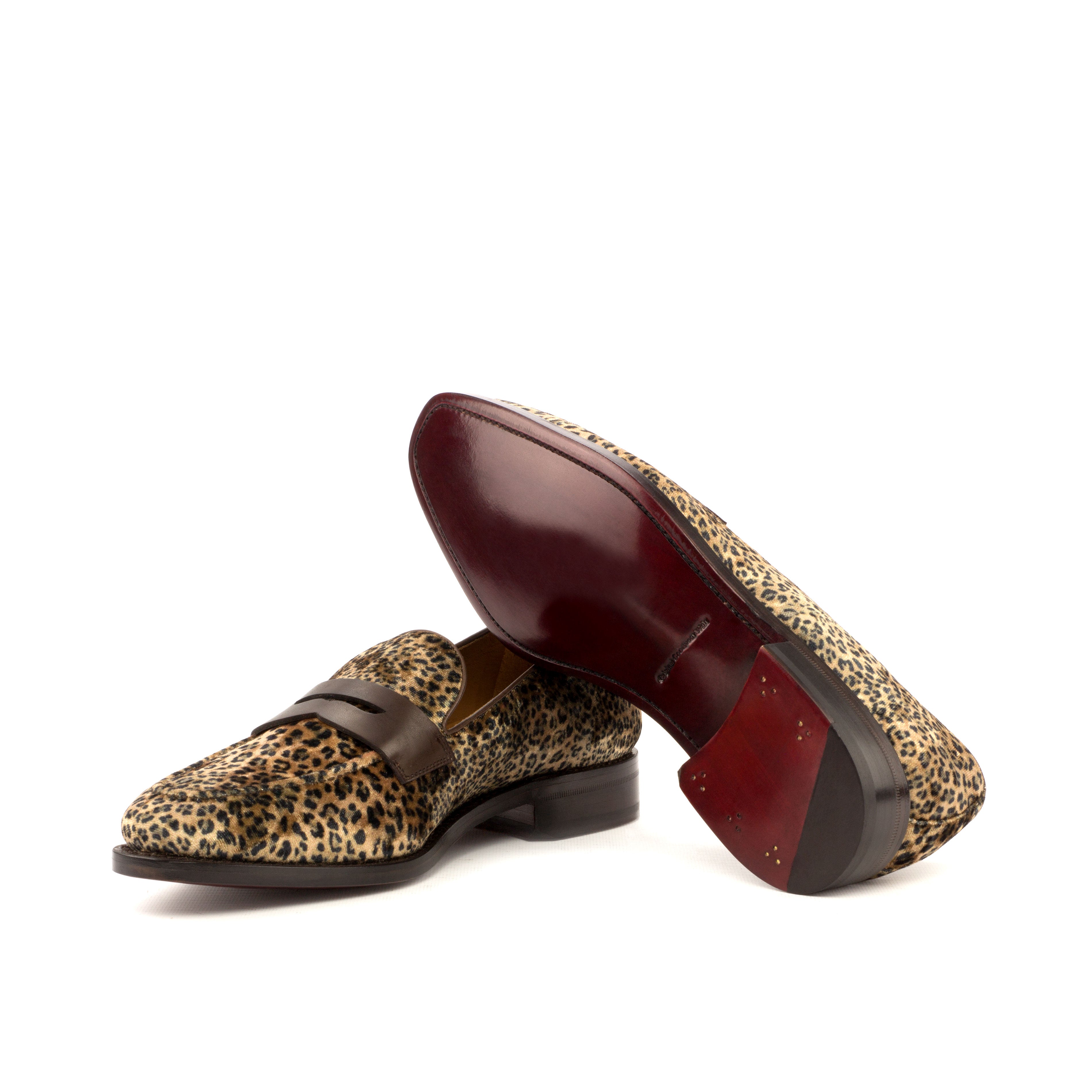 Erna - Men's leopard print loafers with elegant red bottoms soles