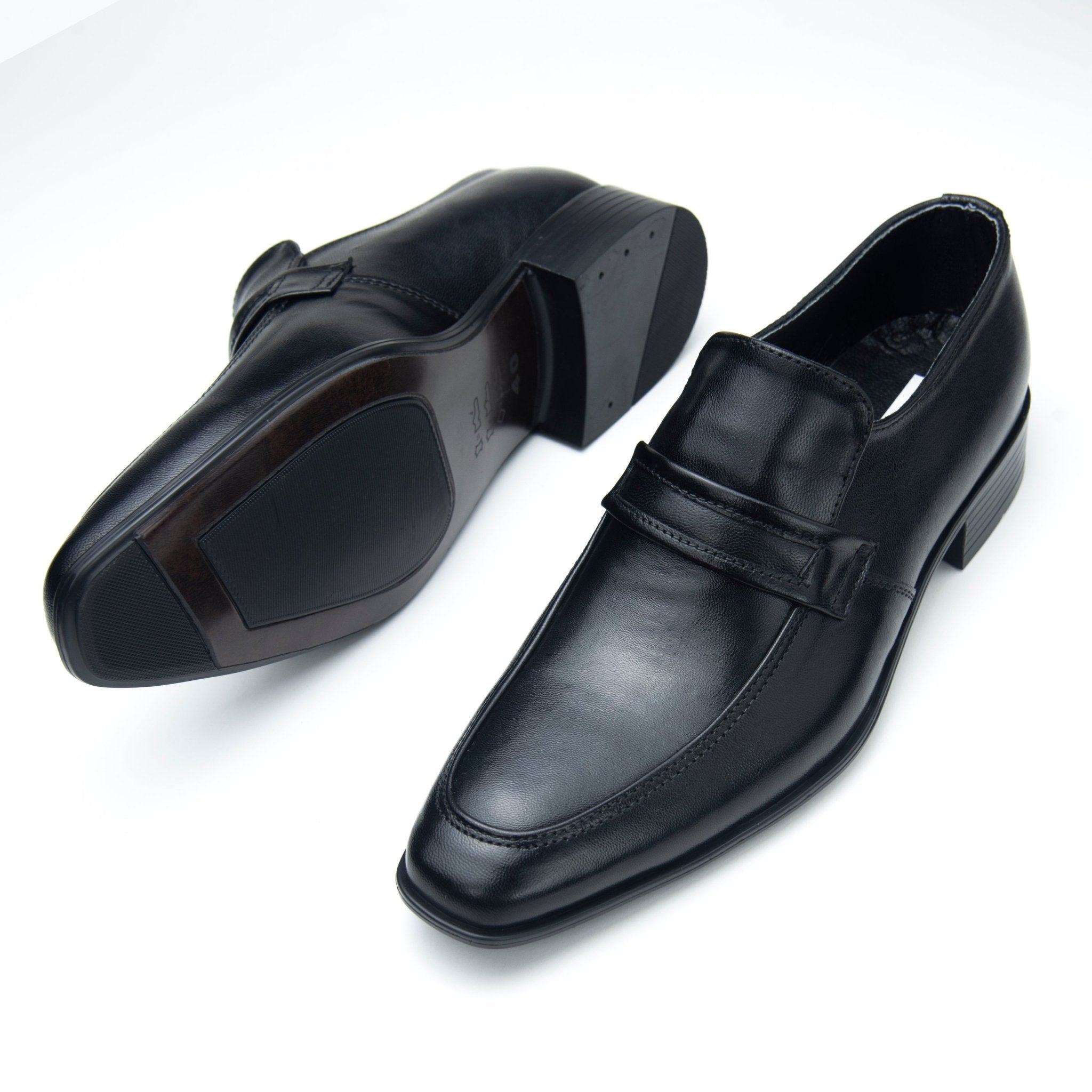 il Lusso - Classic Italian style leather loafers for men - Arconya