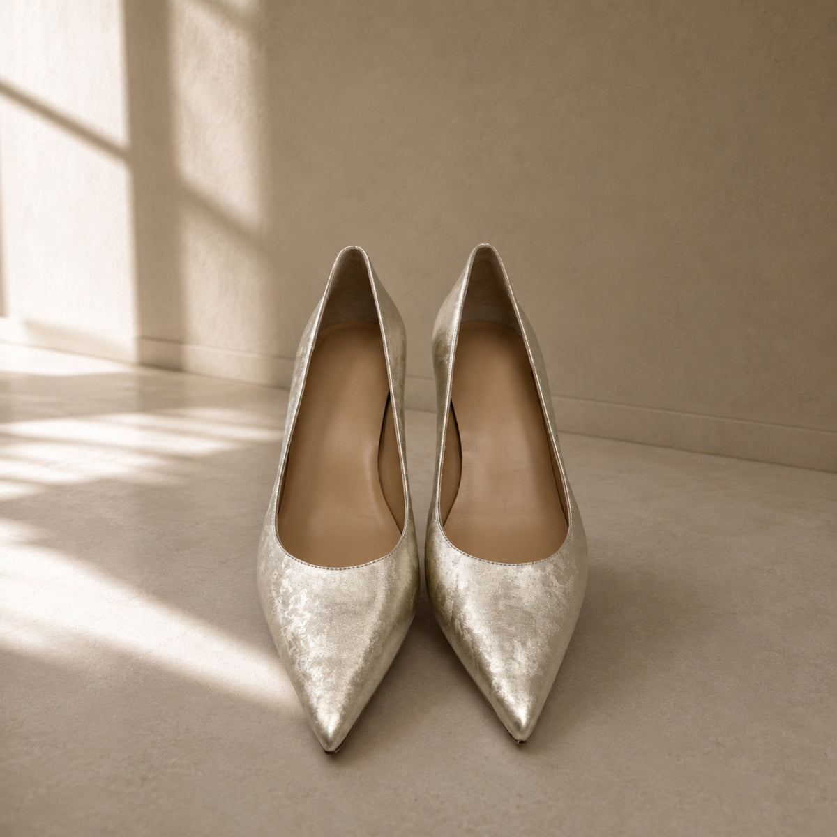 Erisella leather pointed mid-heel pumps for women, view 3 of 3