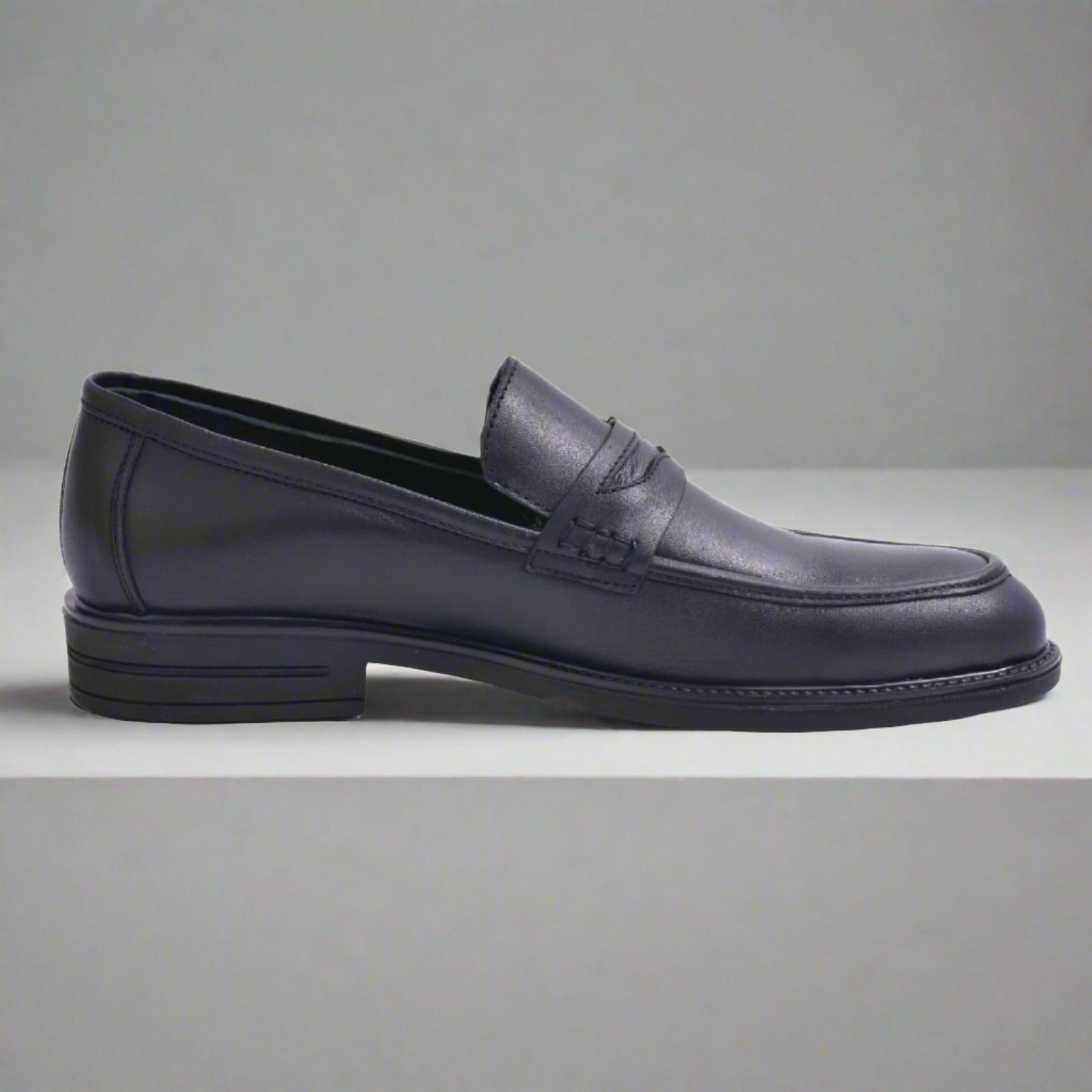 Arconya. Autentico  - Classic leather penny Loafers for men (Signature)