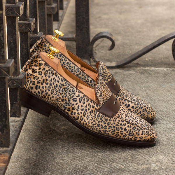 Erna - Men's leopard print loafers with elegant red bottoms soles