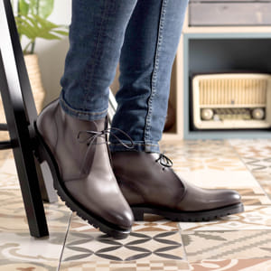 Rivialia - leather chukka boots