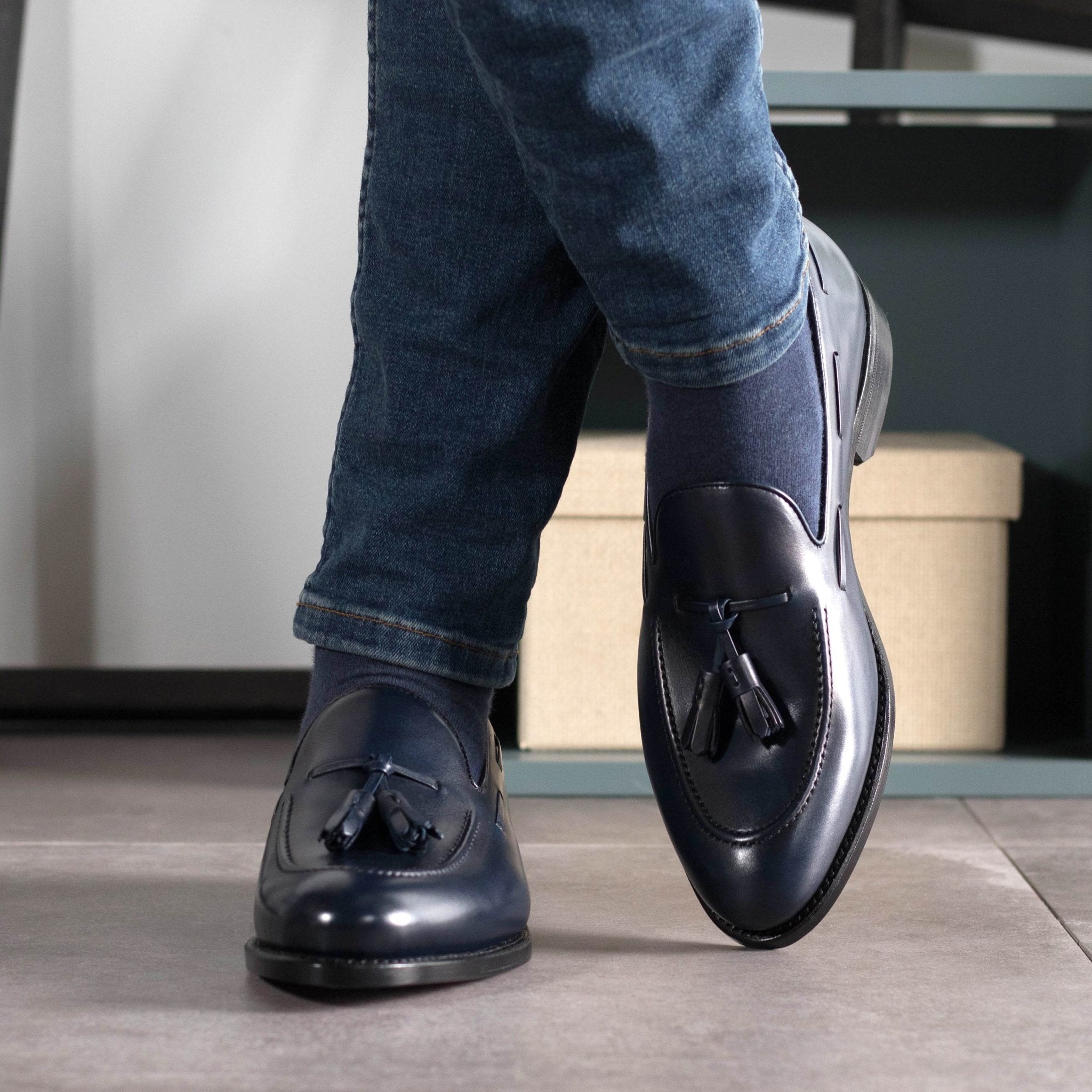 Lupo - Red bottoms sole leather tassel loafers for men