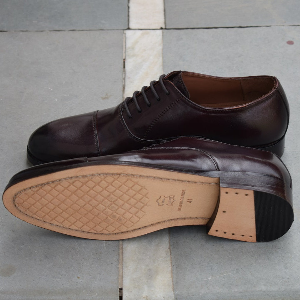 Persona -  Handmade Leather Oxford Shoes (Add name initials)